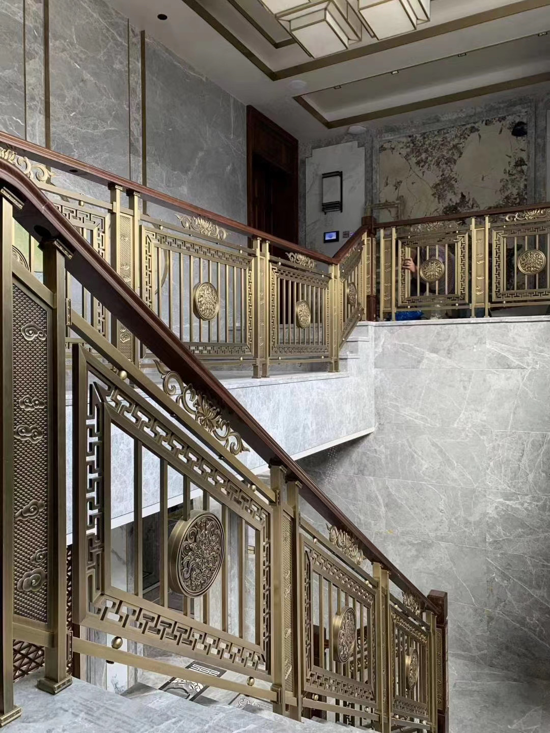 1637548215537337.jpg 1637548215537337.jpg